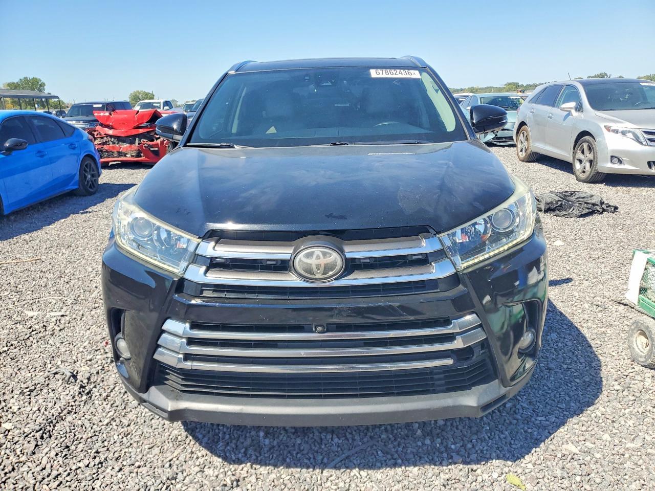 2017 Toyota Highlander Limited Platinum - Фото 5
