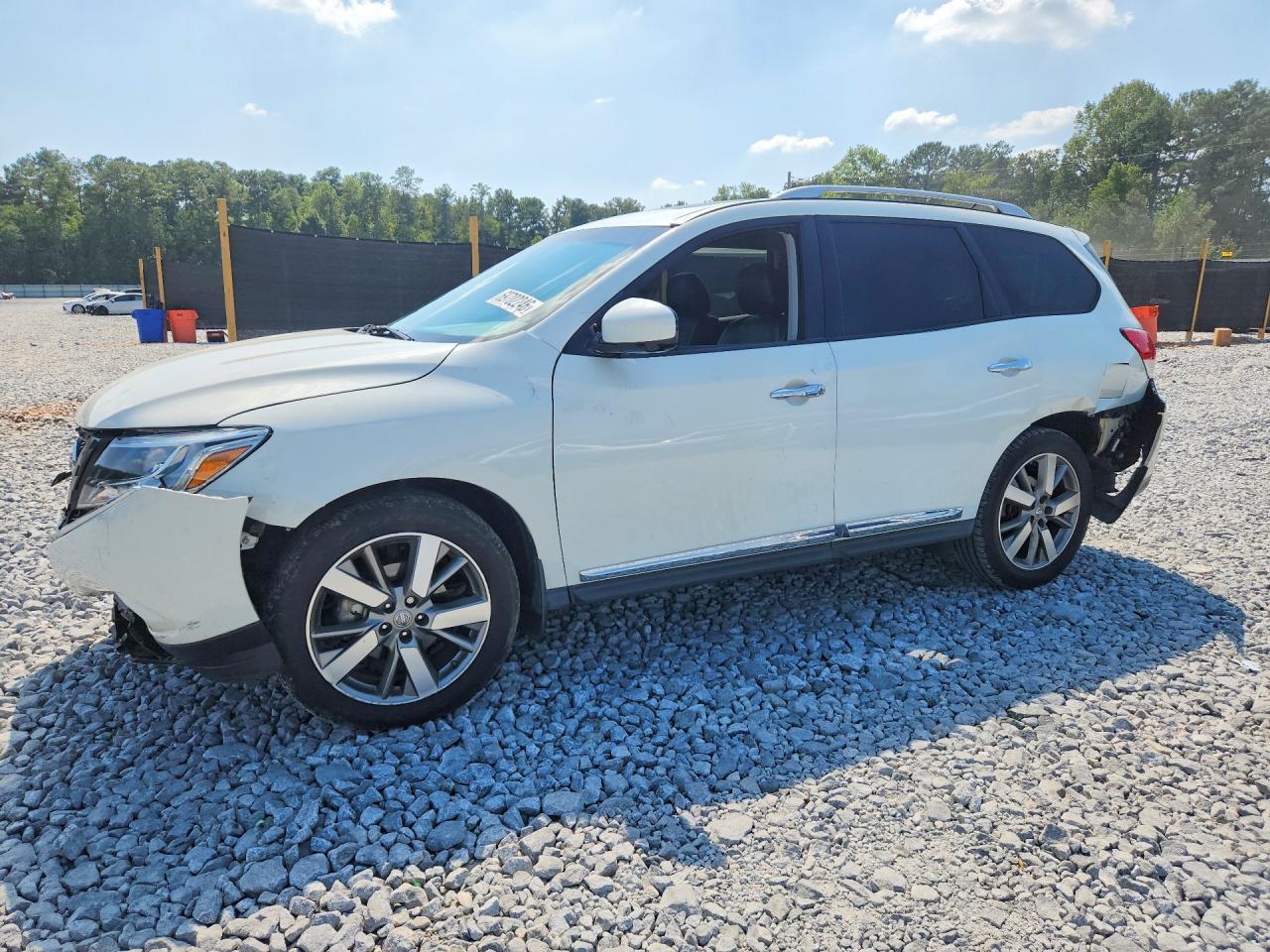 2015 Nissan Pathfinder S
