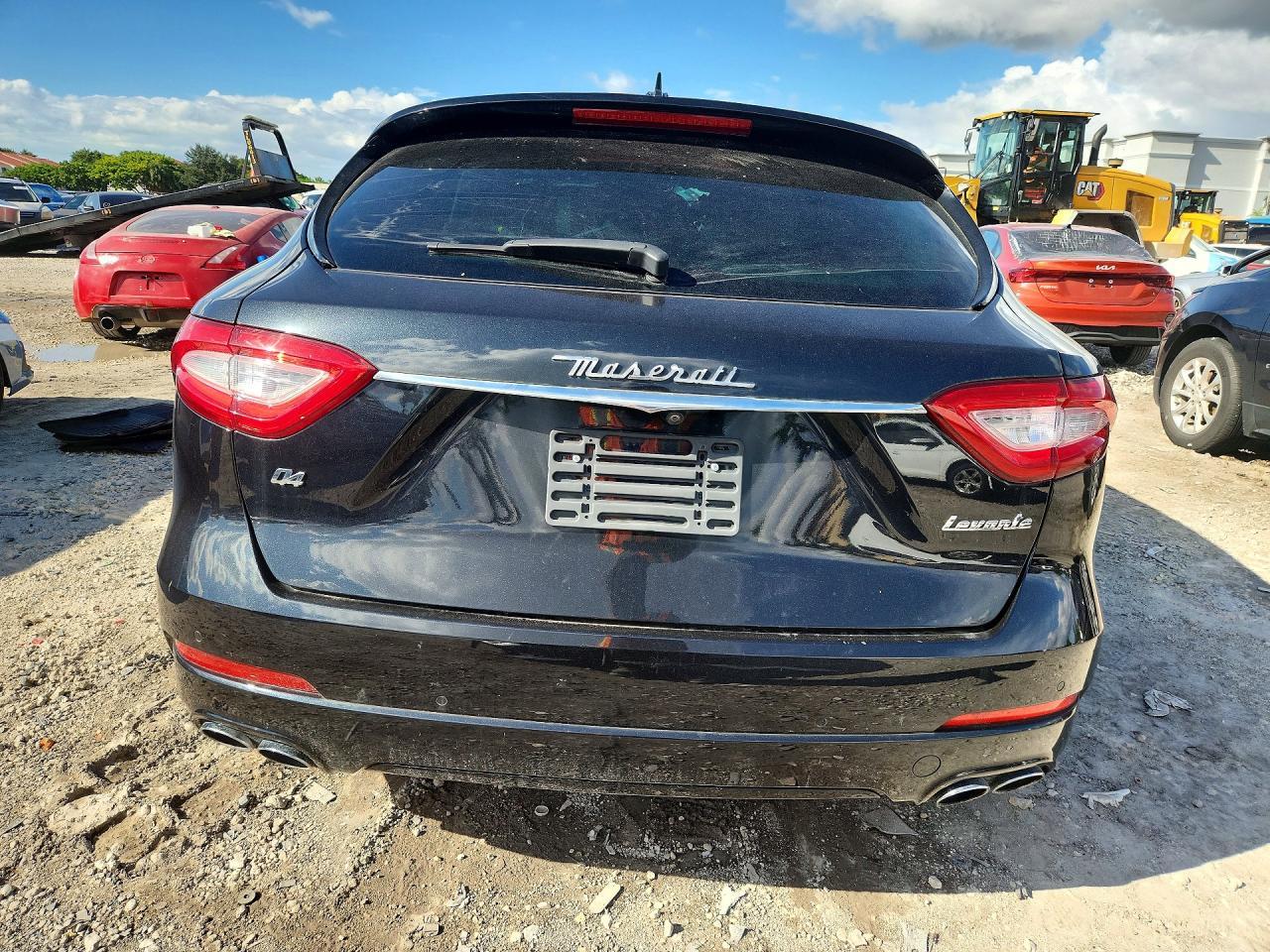2020 Maserati Levante - Фото 6