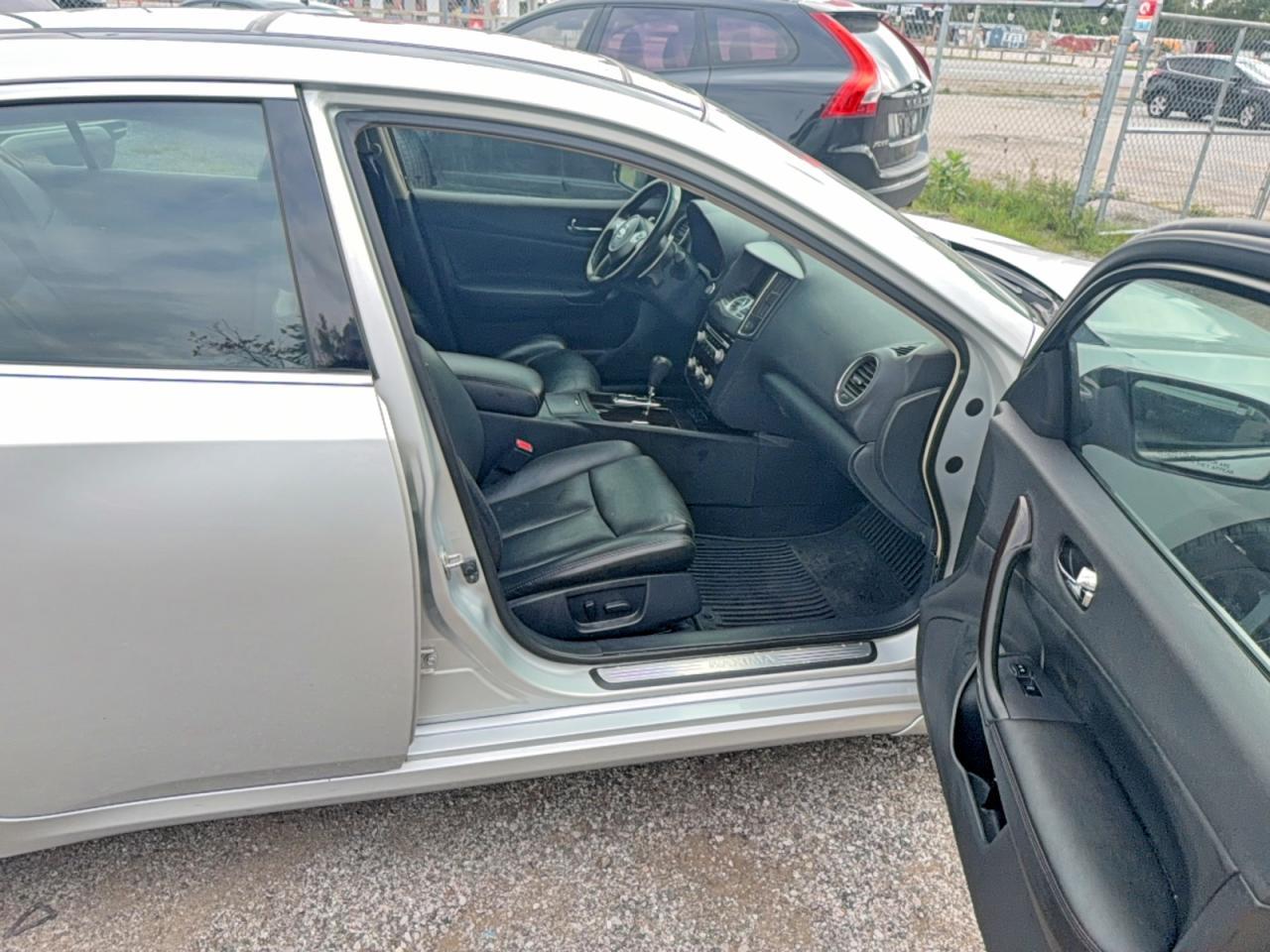 2014 Nissan Maxima 3.5 S - Image 5