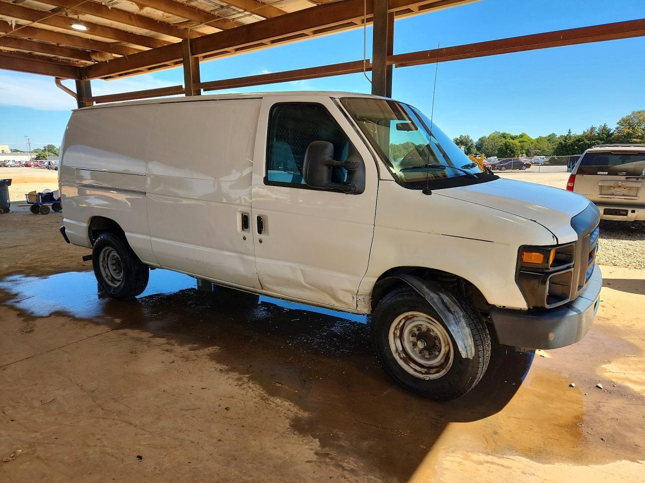 2008 Ford E250 - Delivery Van - Фото 4