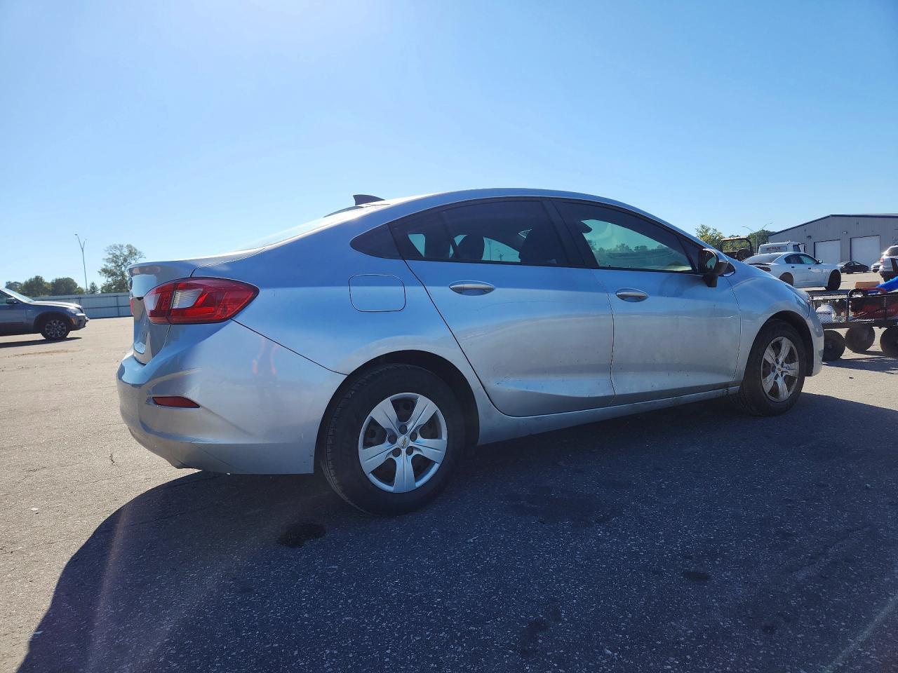 2018 Chevrolet Cruze Ls - Фото 3