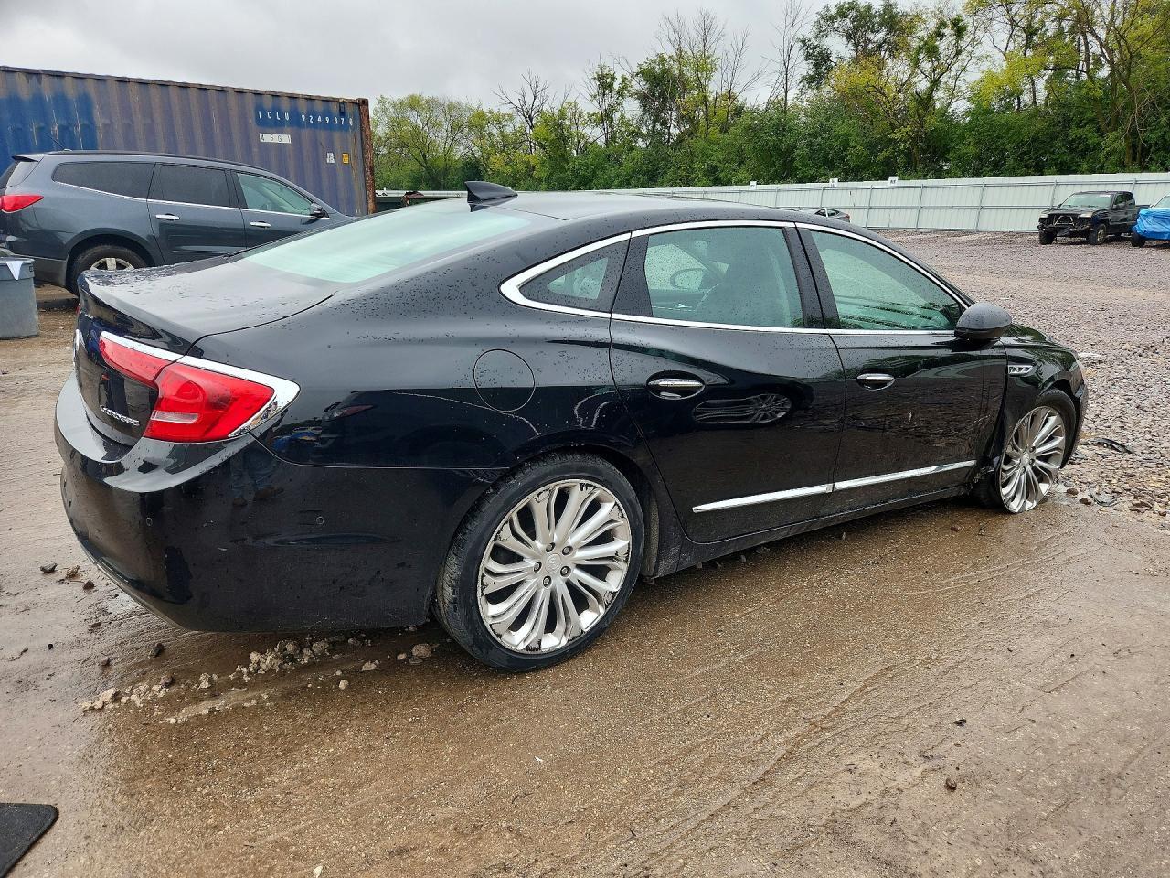 2017 Buick Lacrosse Premium - Фото 3