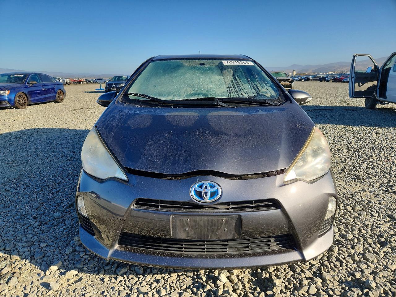 2013 Toyota Prius C One - Фото 5