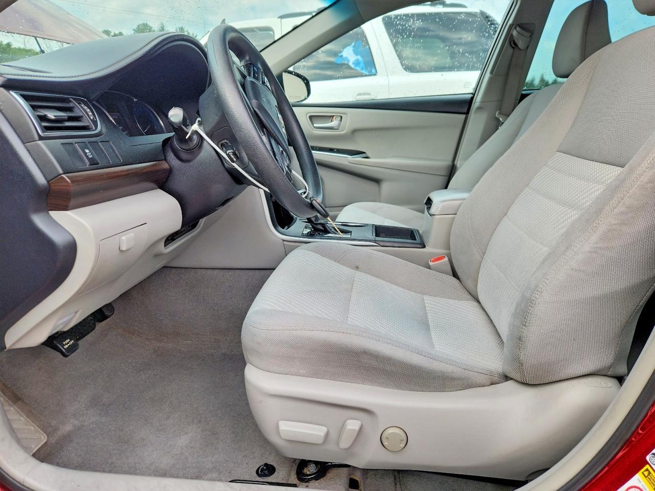 2016 Toyota Camry Le - Image 7