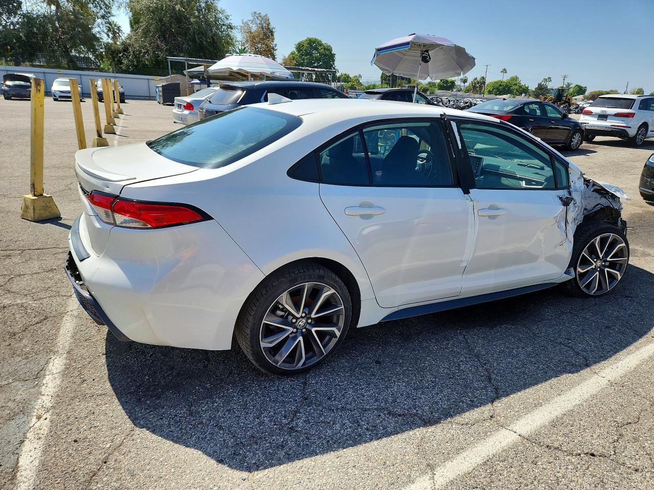 2021 Toyota Corolla Se - Фото 3