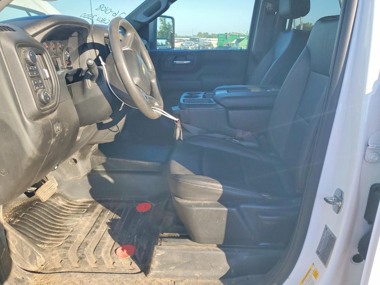 2024 Chevrolet Silverado K3500 - Фото 7