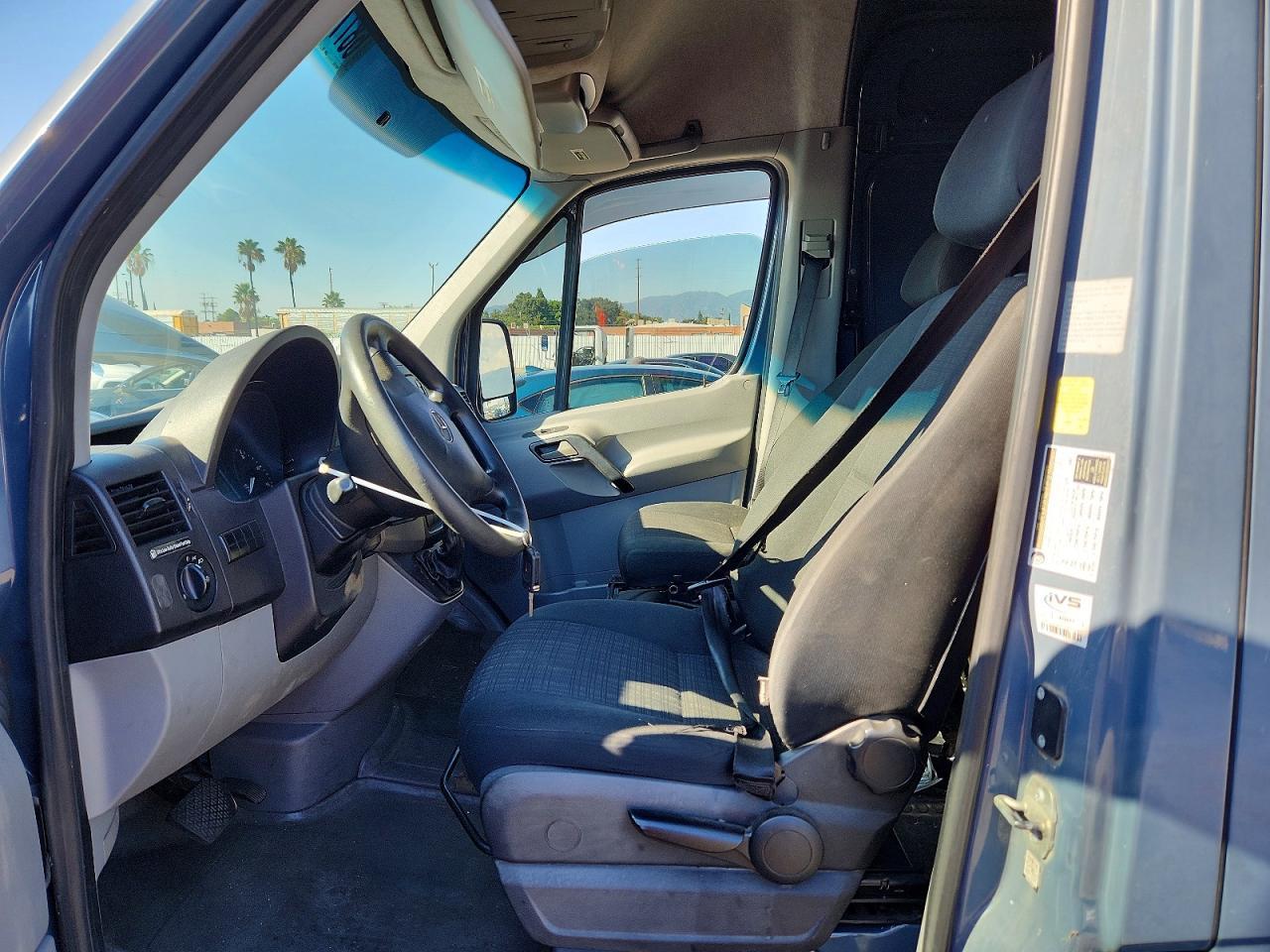 2018 Mercedes-Benz Sprinter Delivery Van - Фото 7