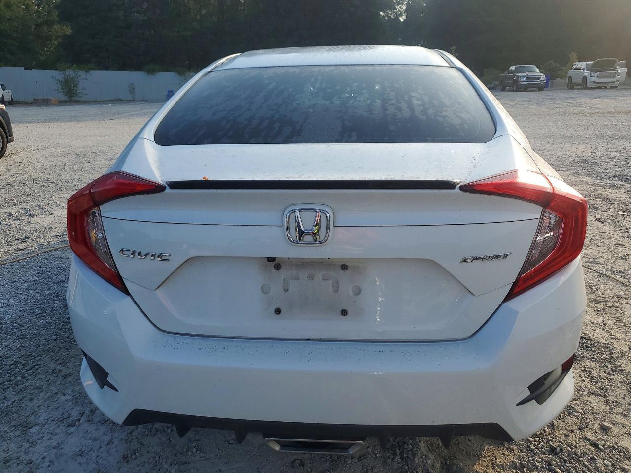 2019 Honda Civic Sport - Image 6