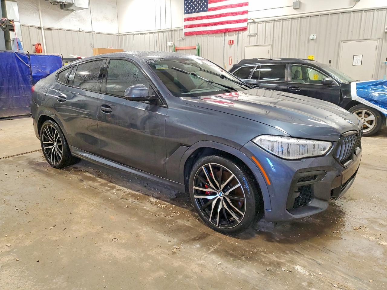 2022 BMW X6 M50I - Фото 4
