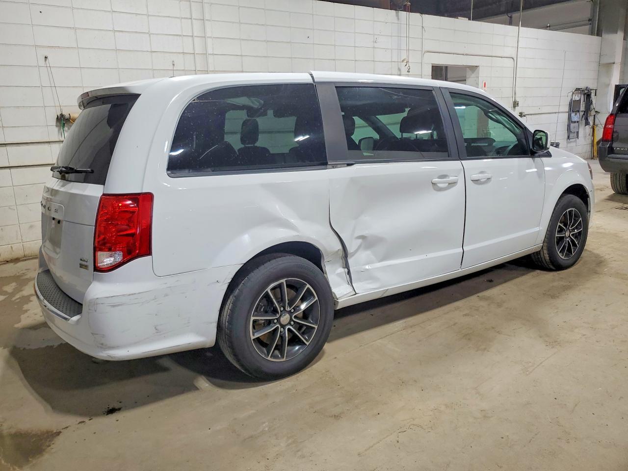 2019 Dodge Grand Caravan Gt - Фото 3