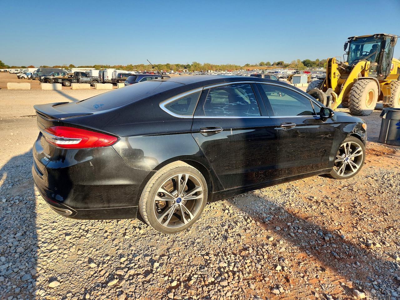 2017 Ford Fusion Titanium - Фото 3