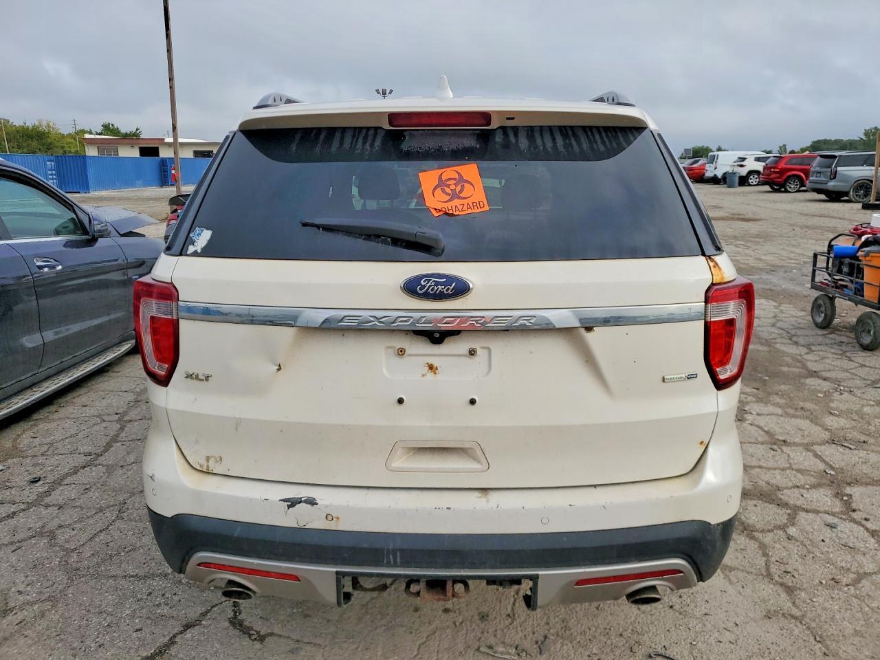 2016 Ford Explorer Xlt - Фото 6