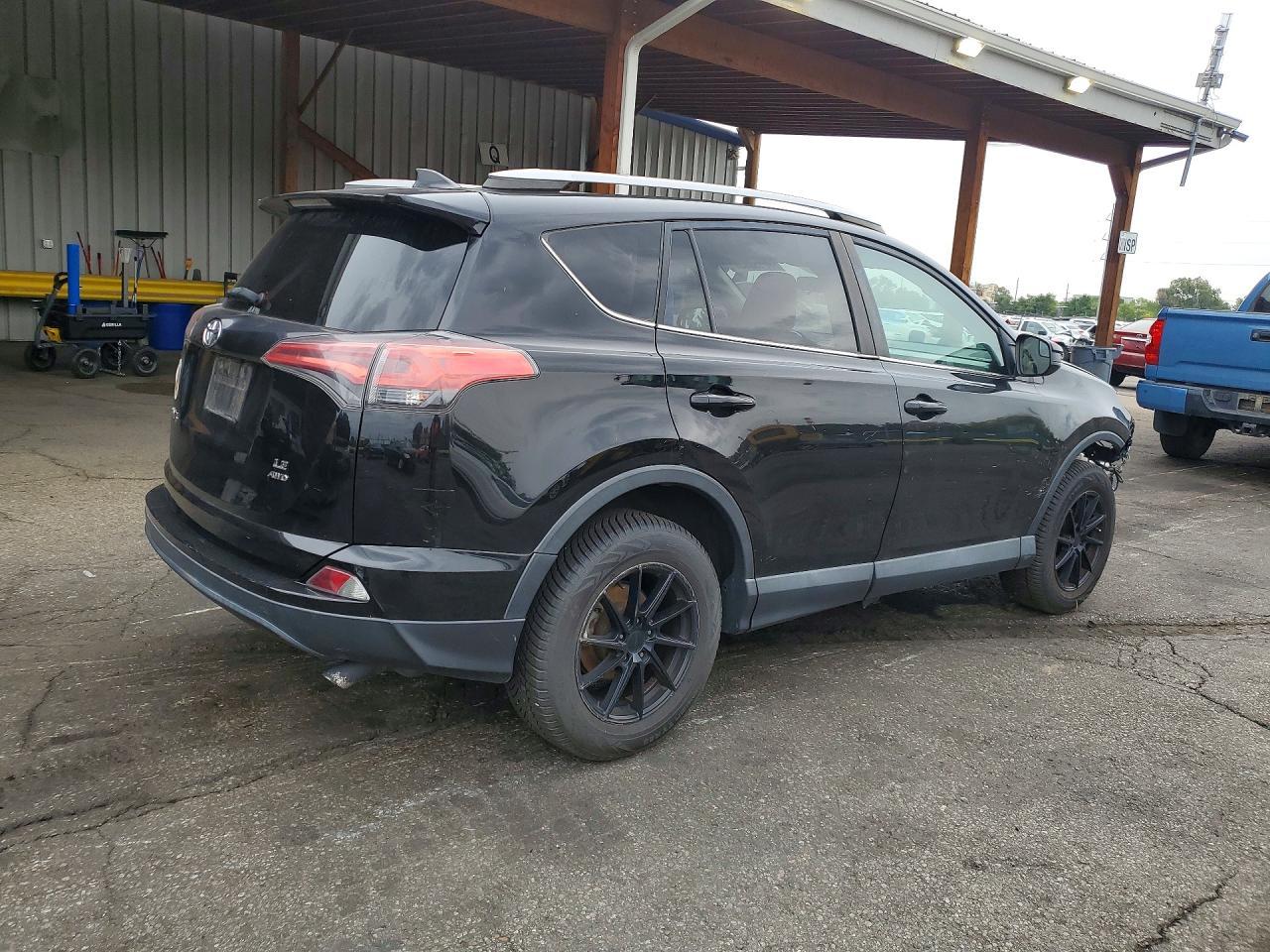 2018 Toyota Rav 4 - Фото 3