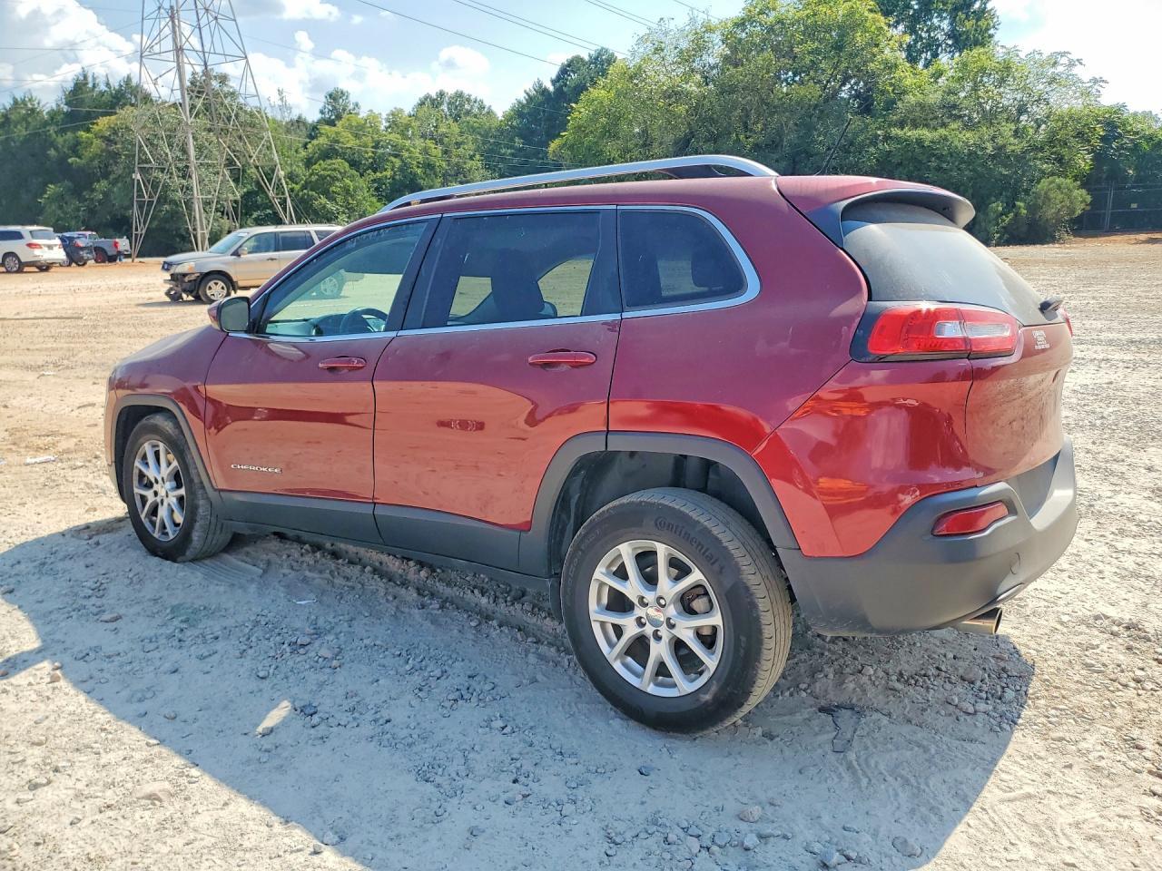2015 Jeep Cherokee Latitude - Фото 2