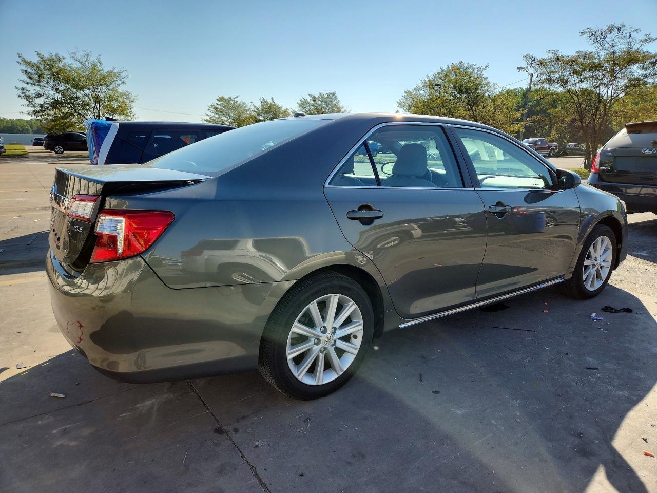 2012 Toyota Camry Xle - Фото 3