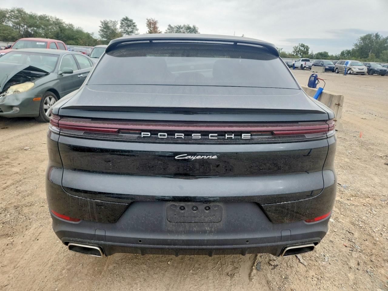 2025 Porsche Cayenne E Hybrid Coupe - Фото 6