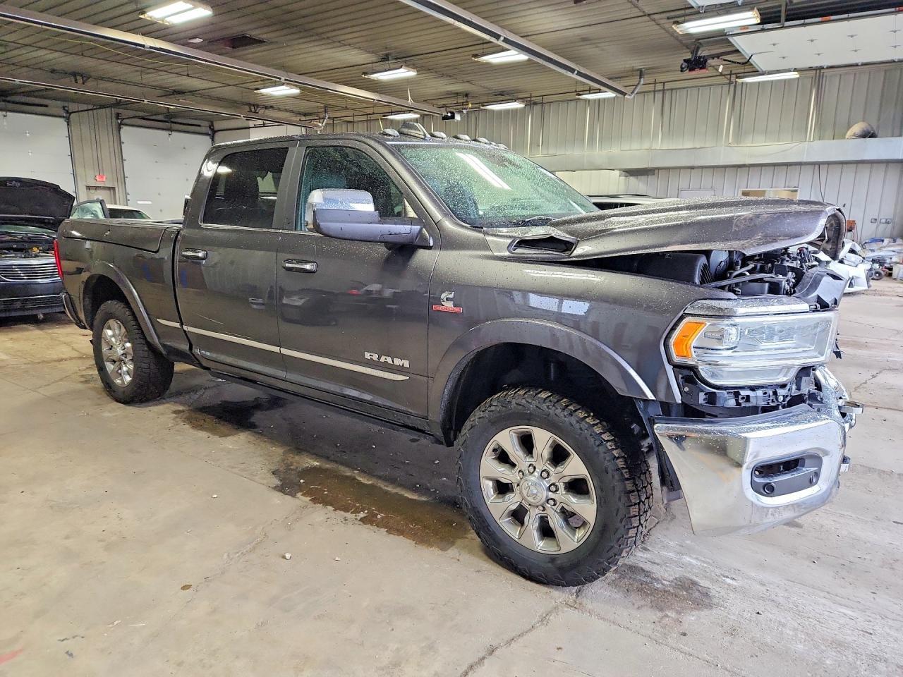 2022 Ram 3500 Limited - Фото 4