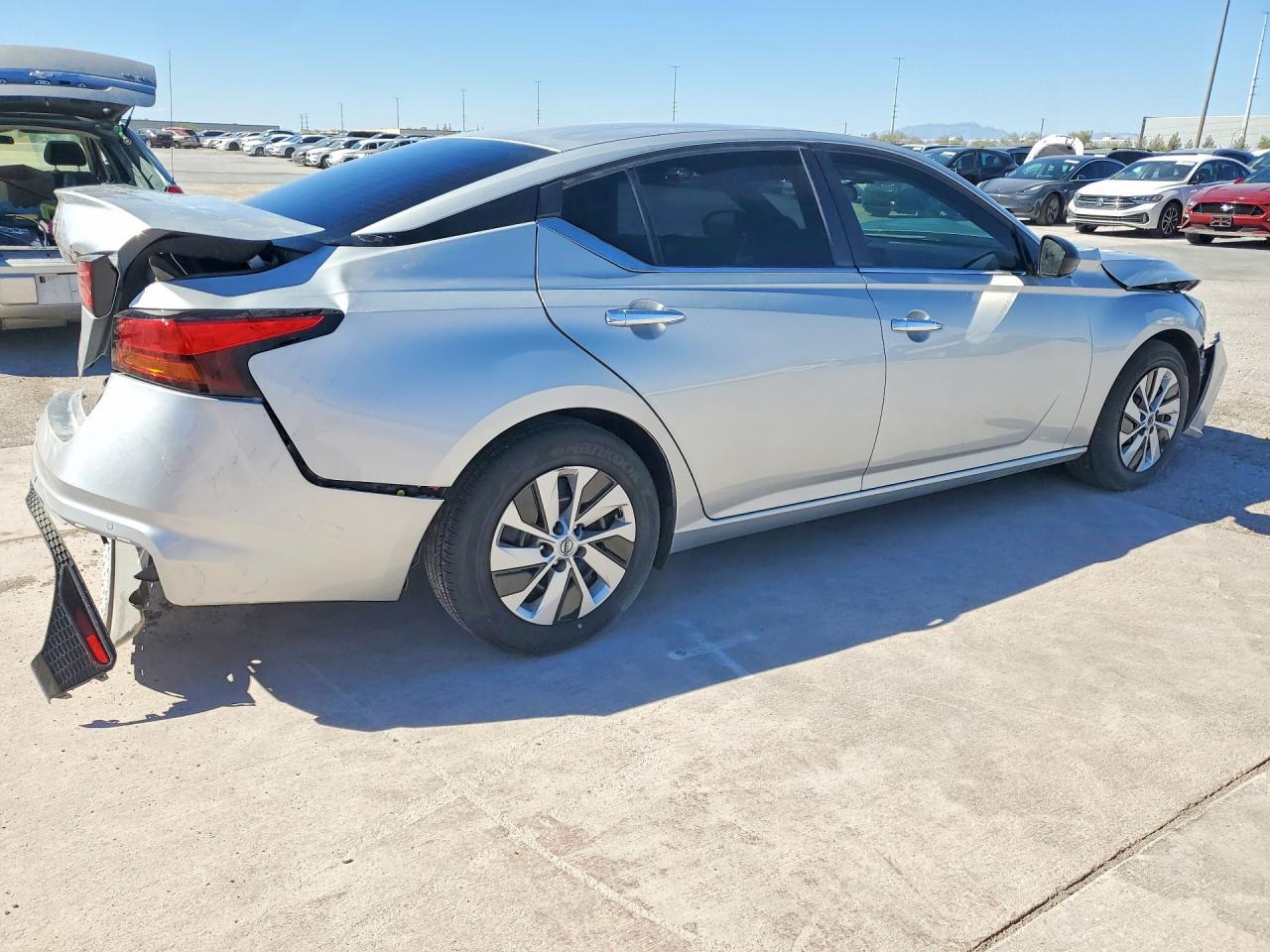 2024 Nissan Altima S - Image 3