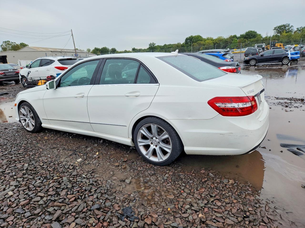2013 Mercedes-Benz E 350 4Matic - Image 2