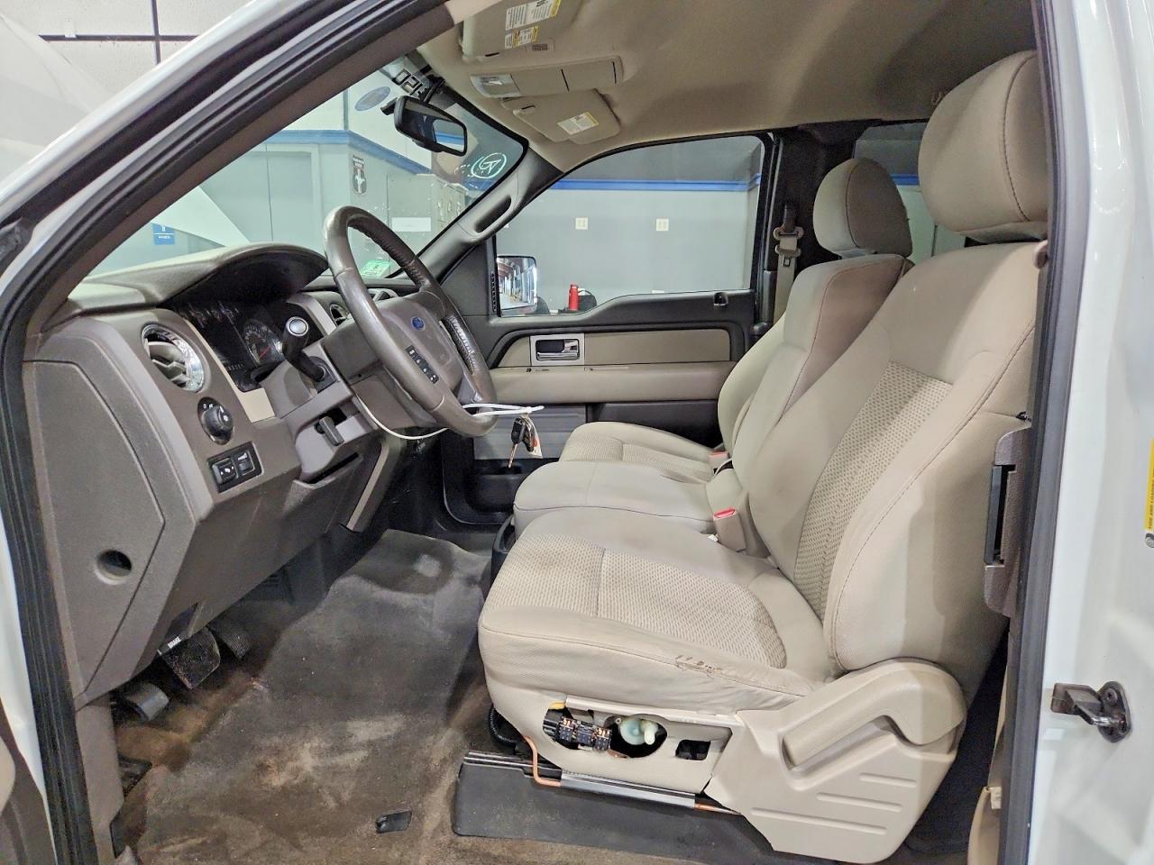 2010 Ford F150 Super Cab - Image 7