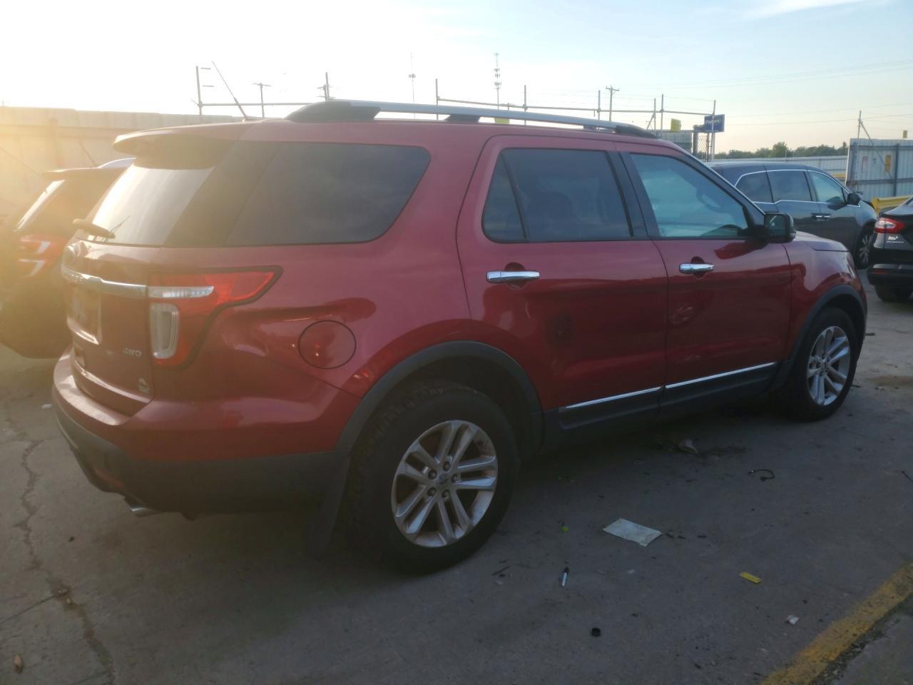 2011 Ford Explorer Xlt - Фото 3