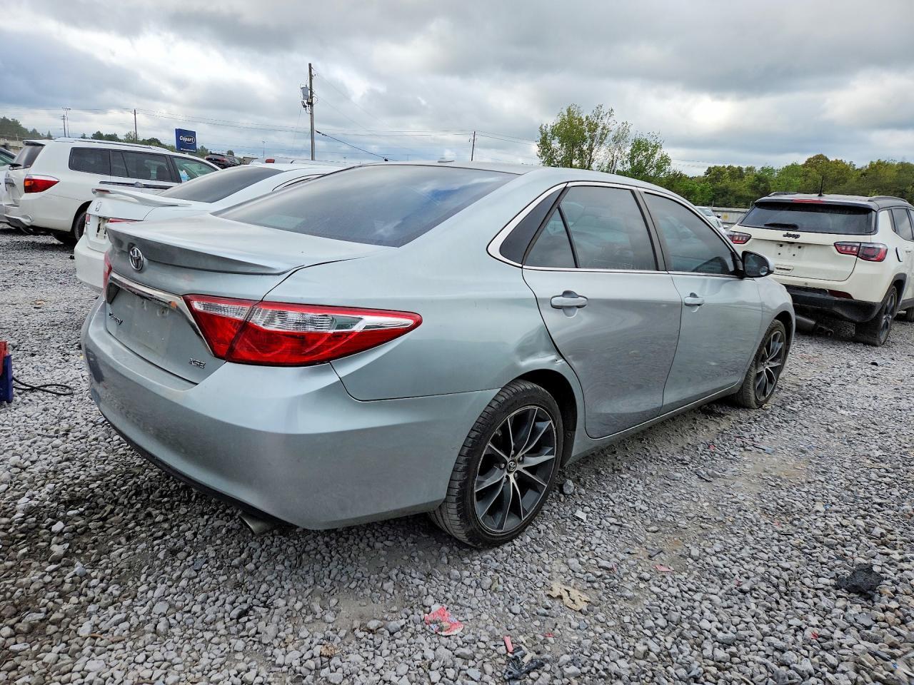2015 Toyota Camry Xse - Фото 3