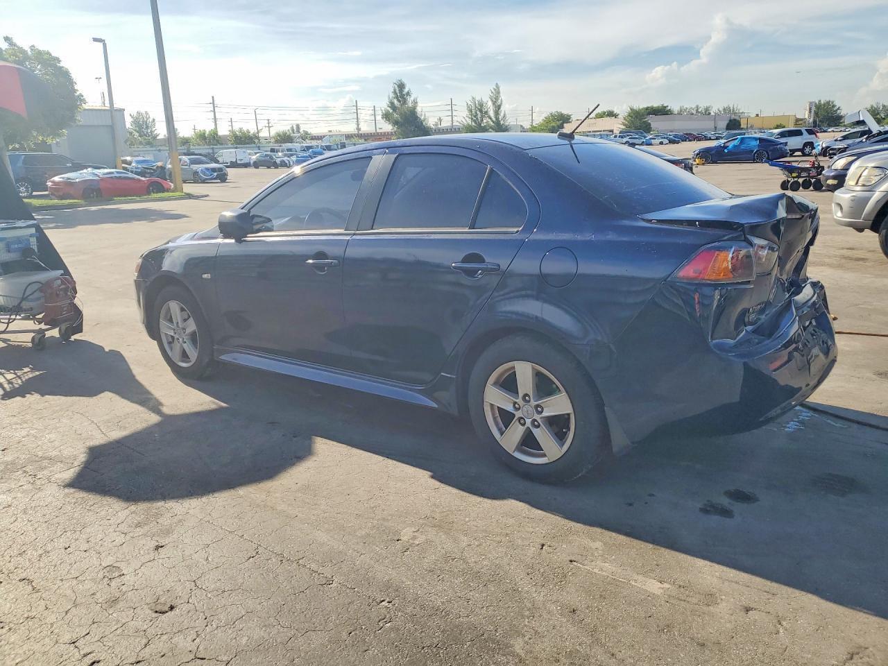 2014 Mitsubishi Lancer Se - Фото 2