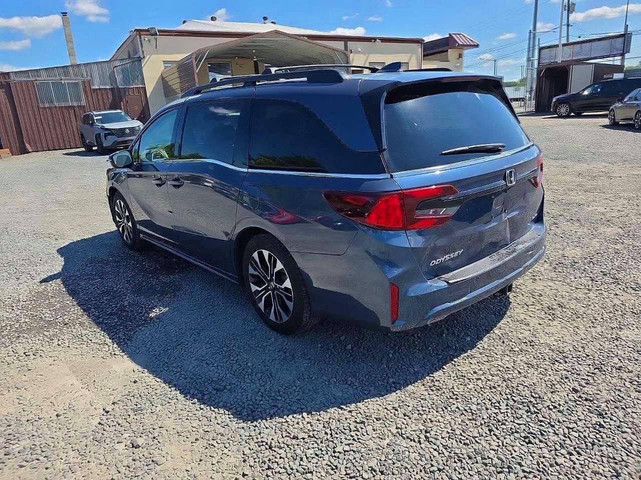 2025 Honda Odyssey Elite - Фото 2
