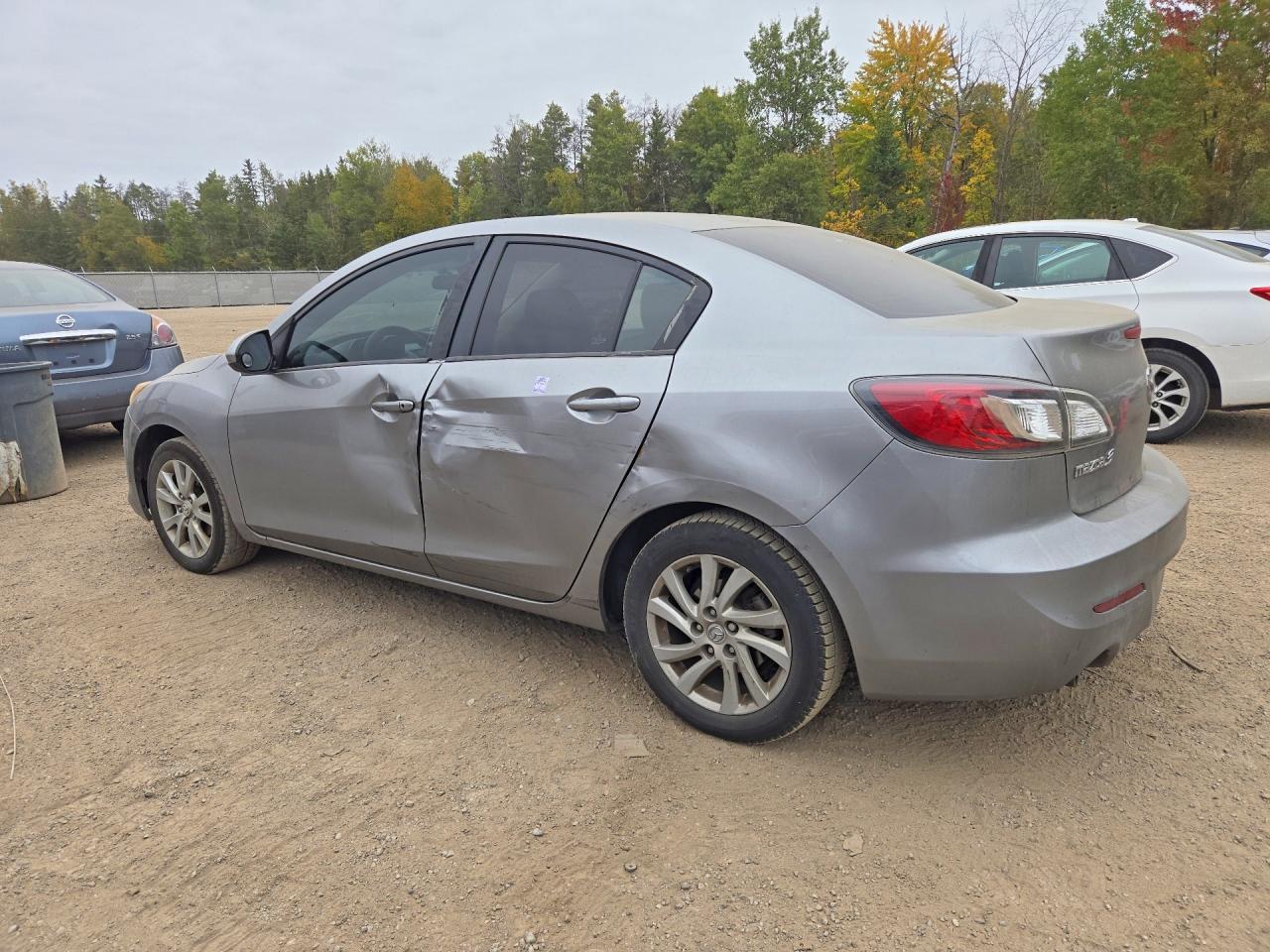 2012 Mazda Mazda3I - Фото 2