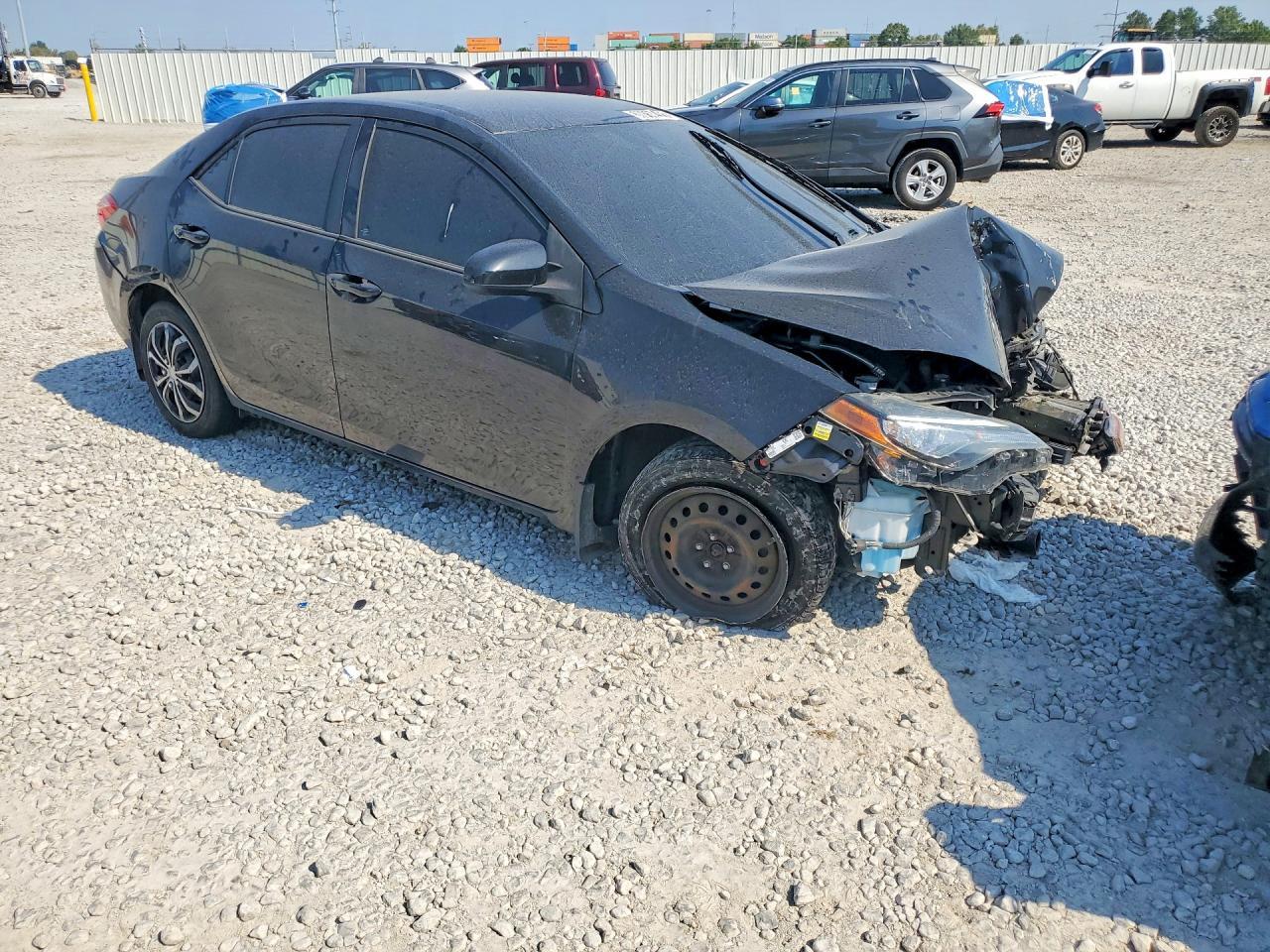 2017 Toyota Corolla Le - Фото 4
