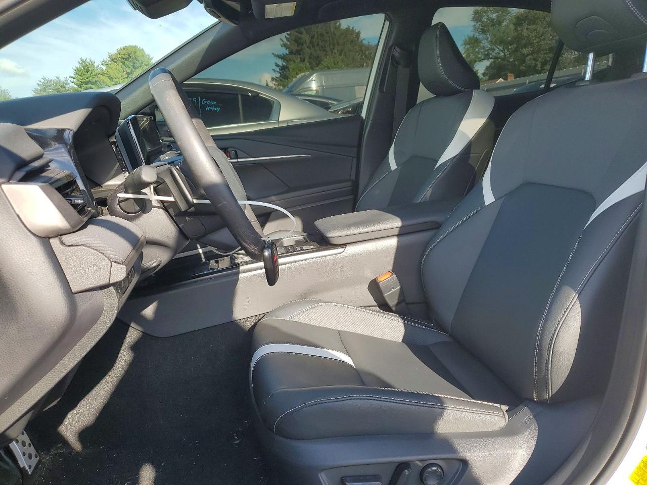 2026 Toyota Camry Nightshade - Фото 7