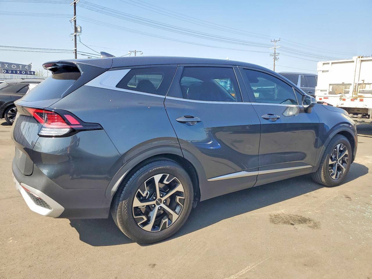 2025 Kia Sportage Ex - Фото 3