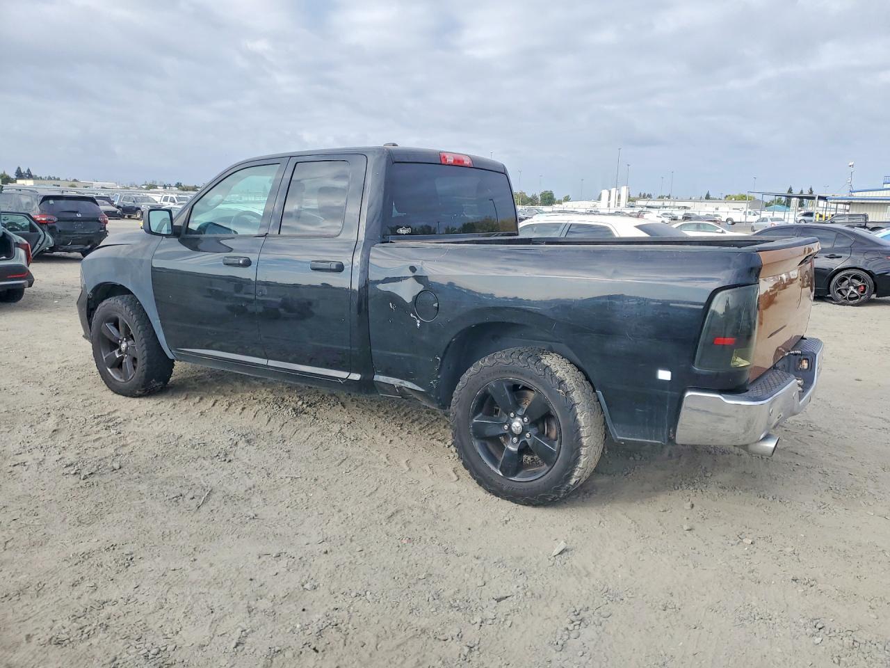 2014 Ram 1500 St - Image 2