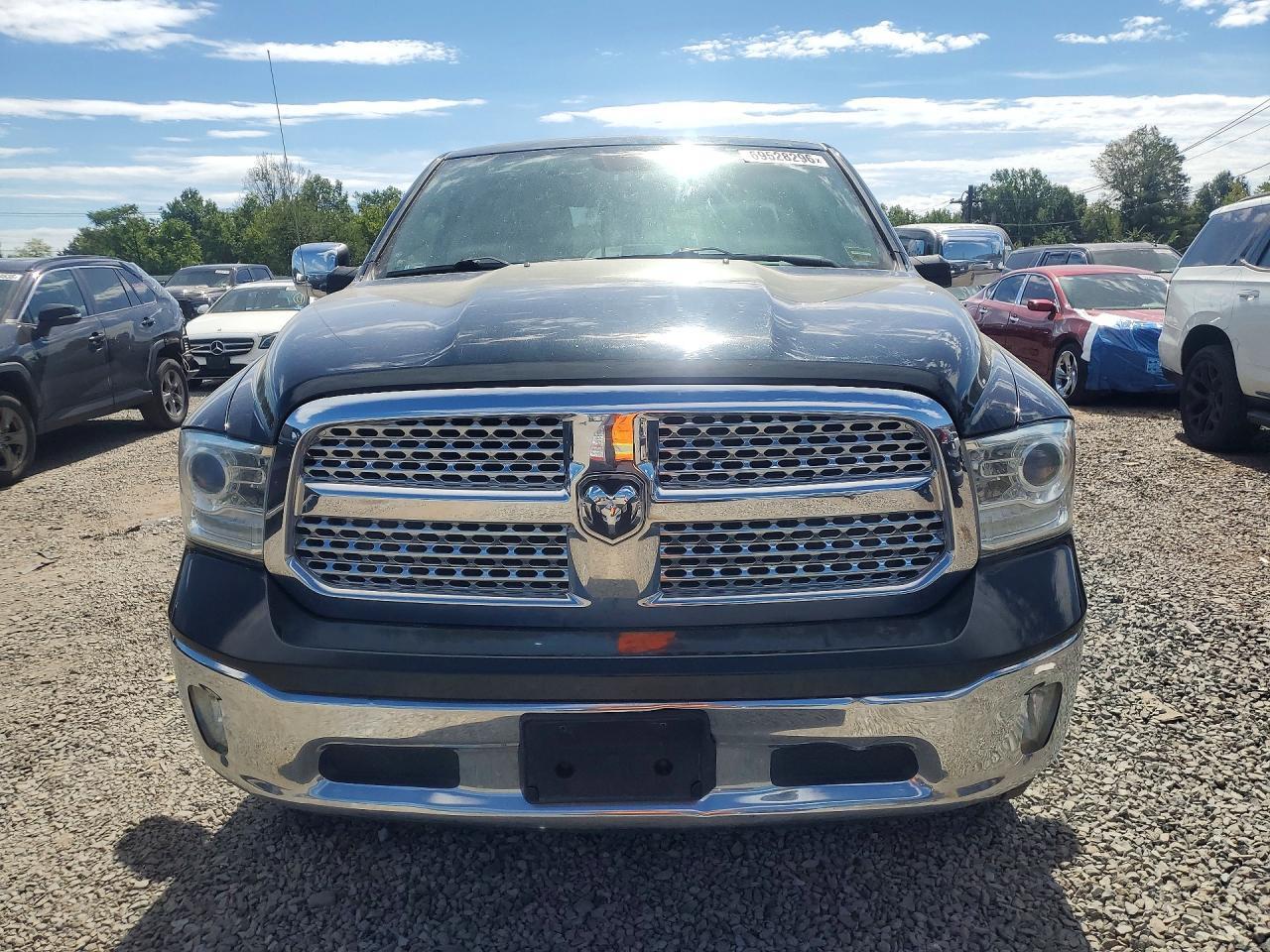 2017 Ram 1500 Laramie - Фото 5