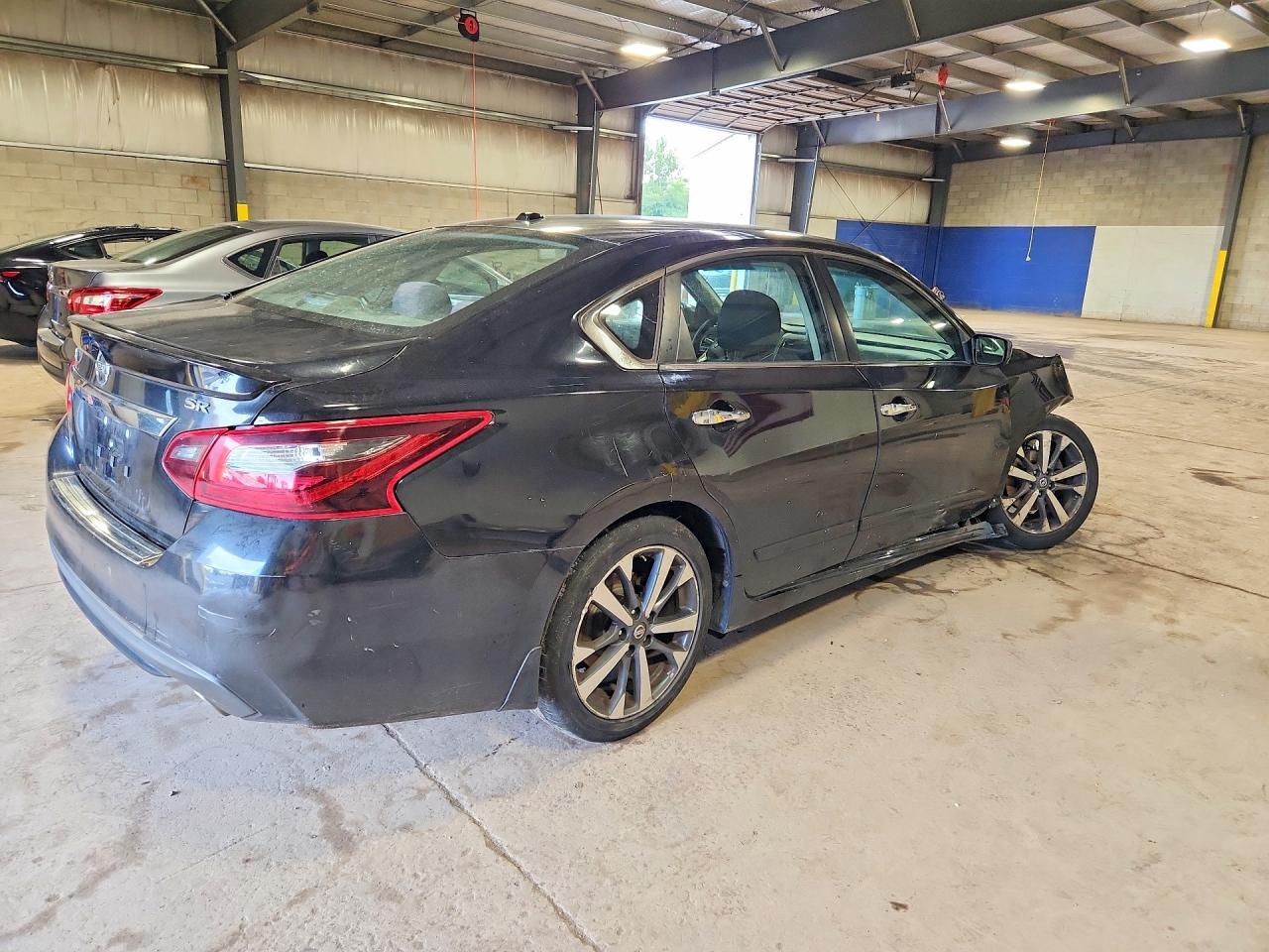2015 Nissan Altima 2.5 S - Фото 3