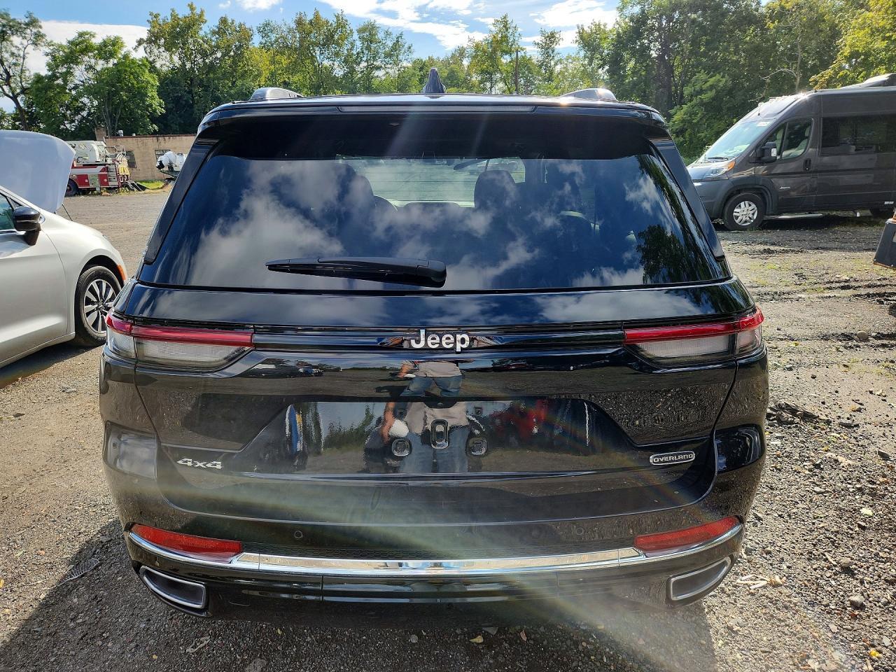 2023 Jeep Grand Cherokee Overland - Фото 6