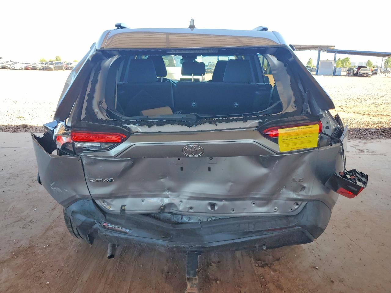 2021 Toyota Rav4 Le - Фото 6