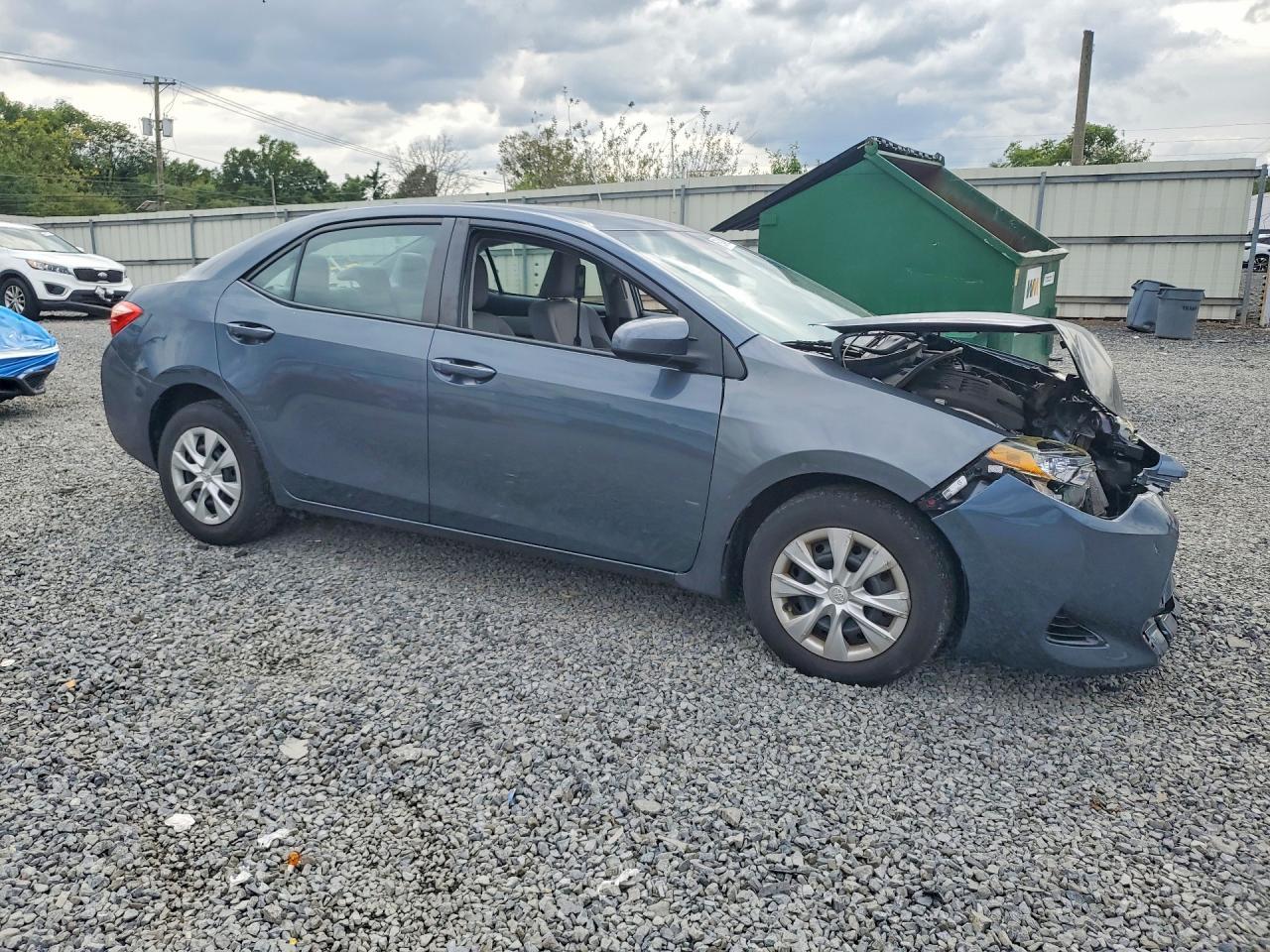 2017 Toyota Corolla Le - Фото 4