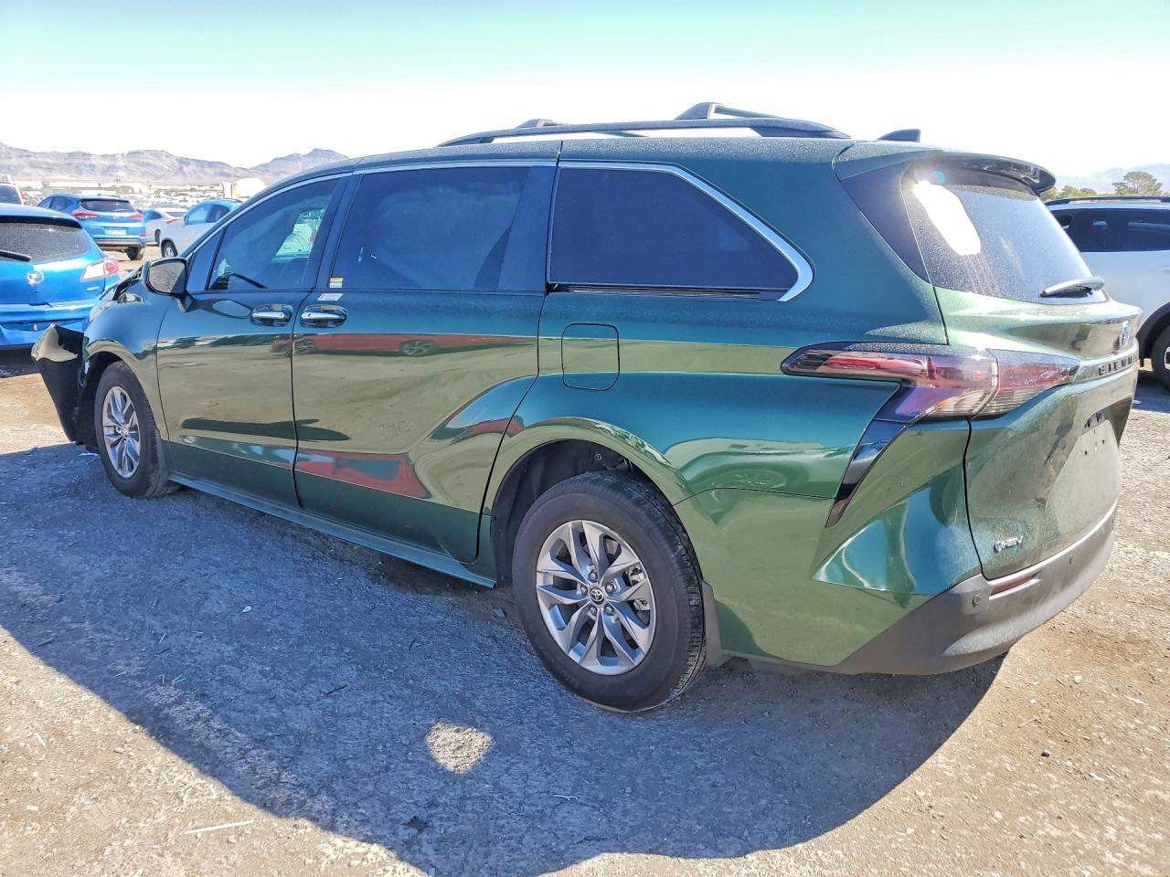 2026 Toyota Sienna Xle 7-Passenger - Фото 2