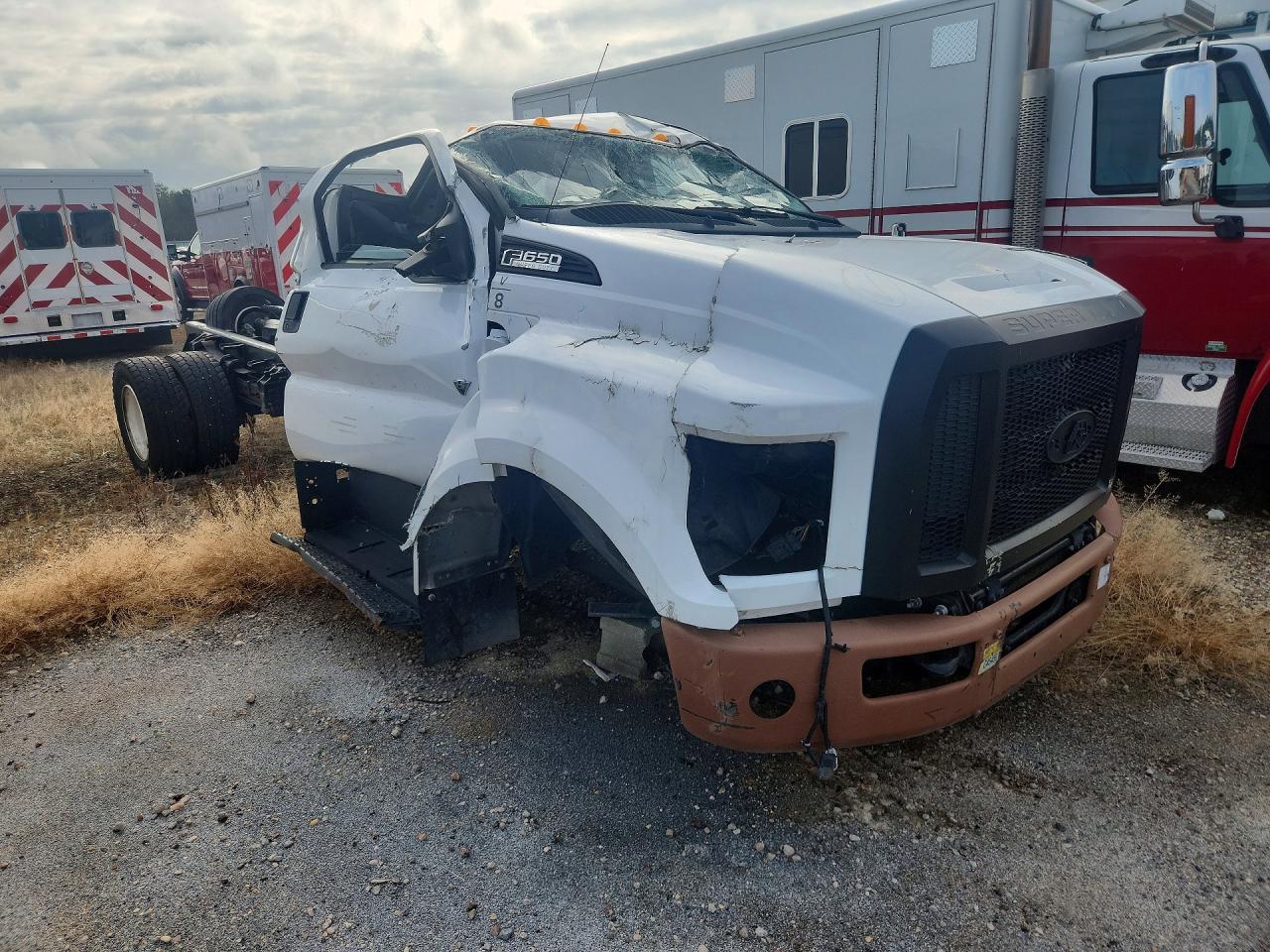2021 Ford F650 Super Duty Truck Cab And Chassis - Фото 4