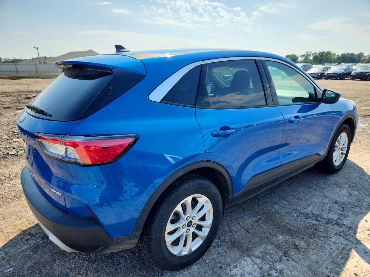 2020 Ford Escape Se - Фото 3
