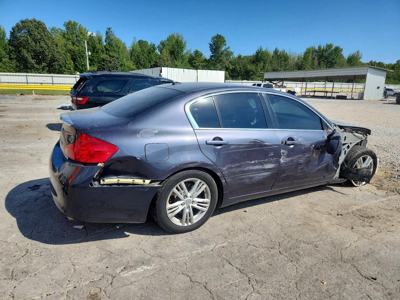 2013 Infiniti G37 - Image 3
