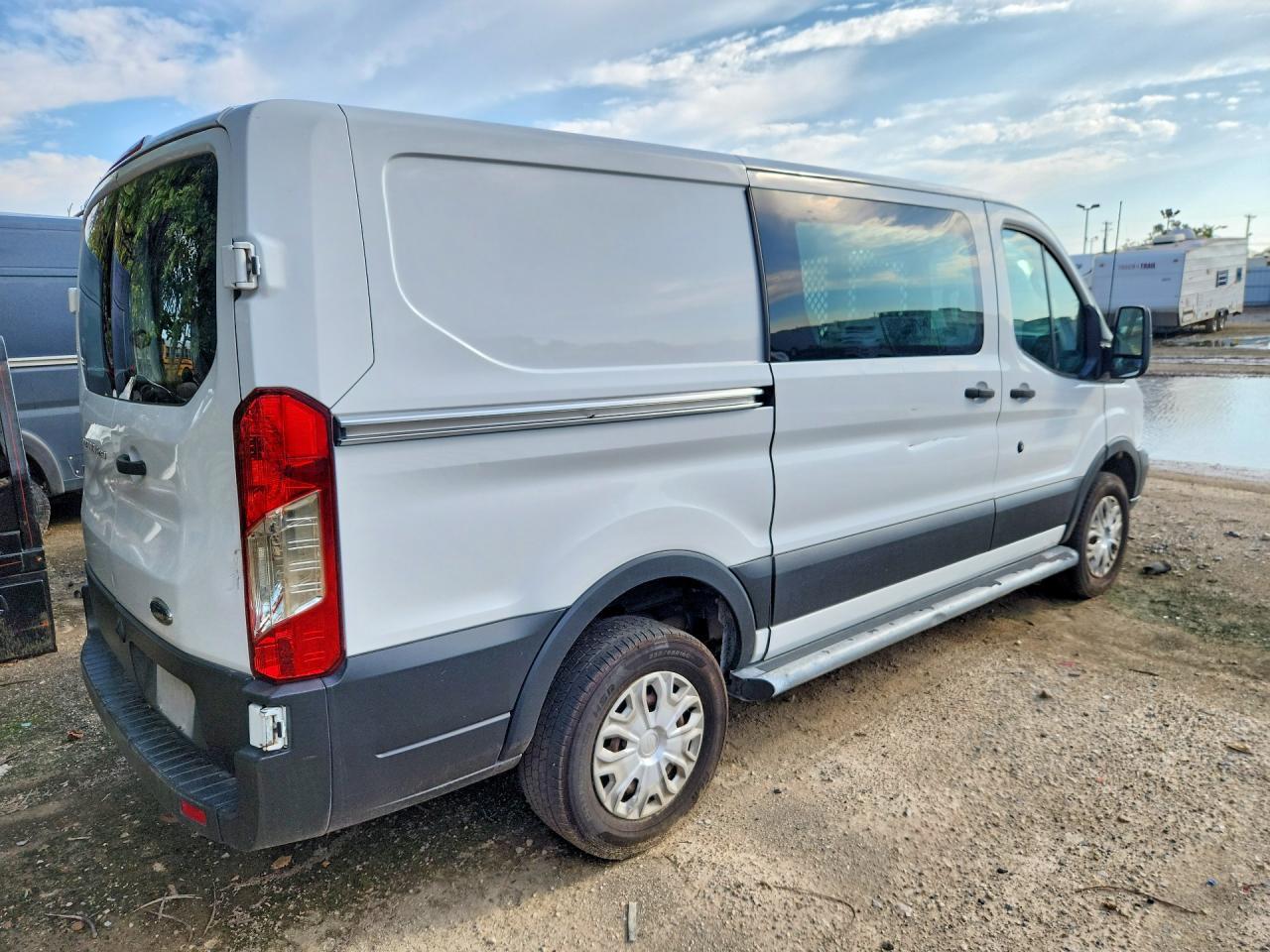 2019 Ford Transit - Delivery Van - Фото 3