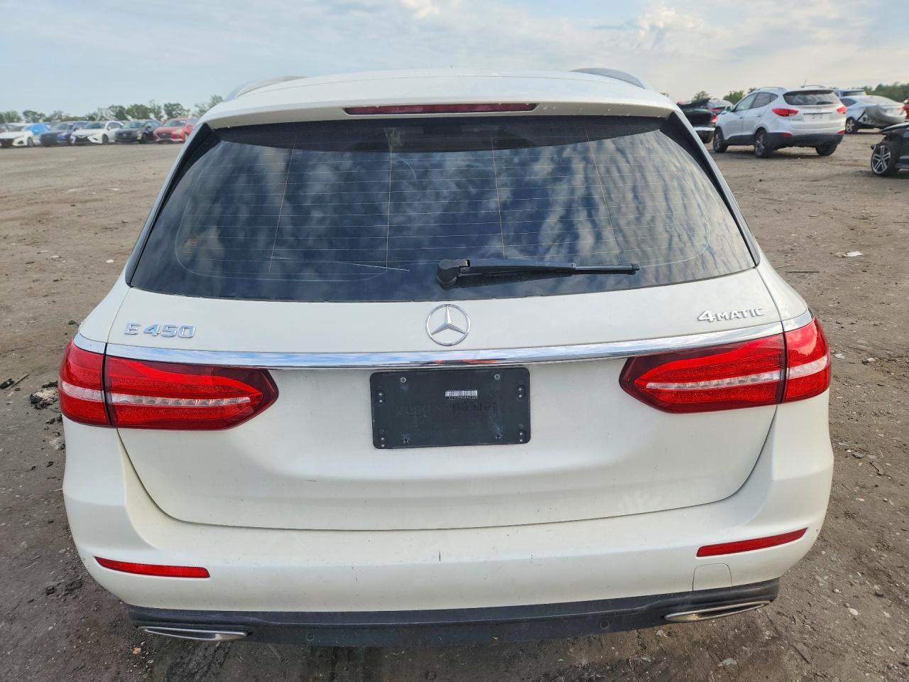 2019 Mercedes-Benz E 450 4Matic - Image 6