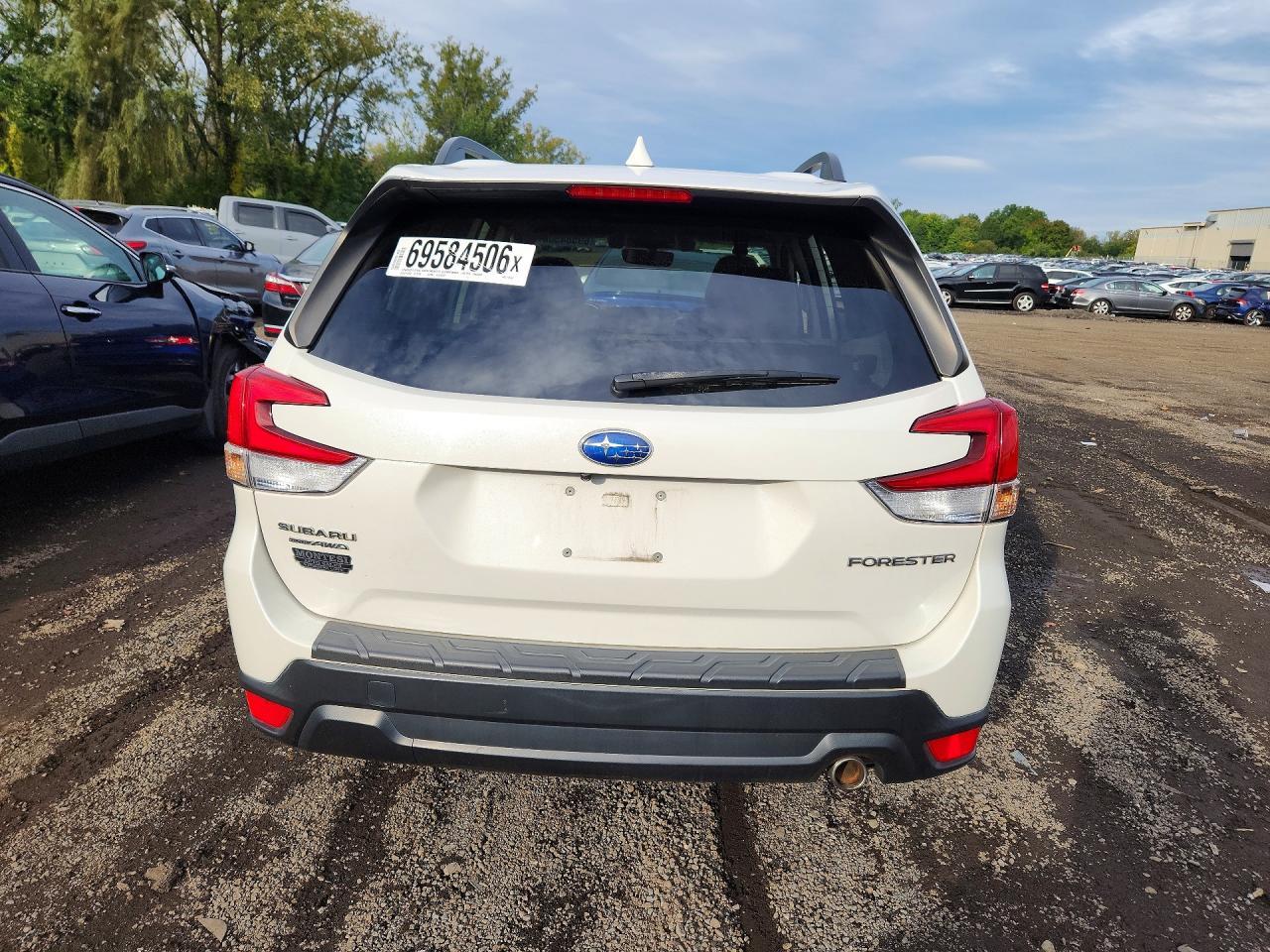 2019 Subaru Forester Limited - Фото 6