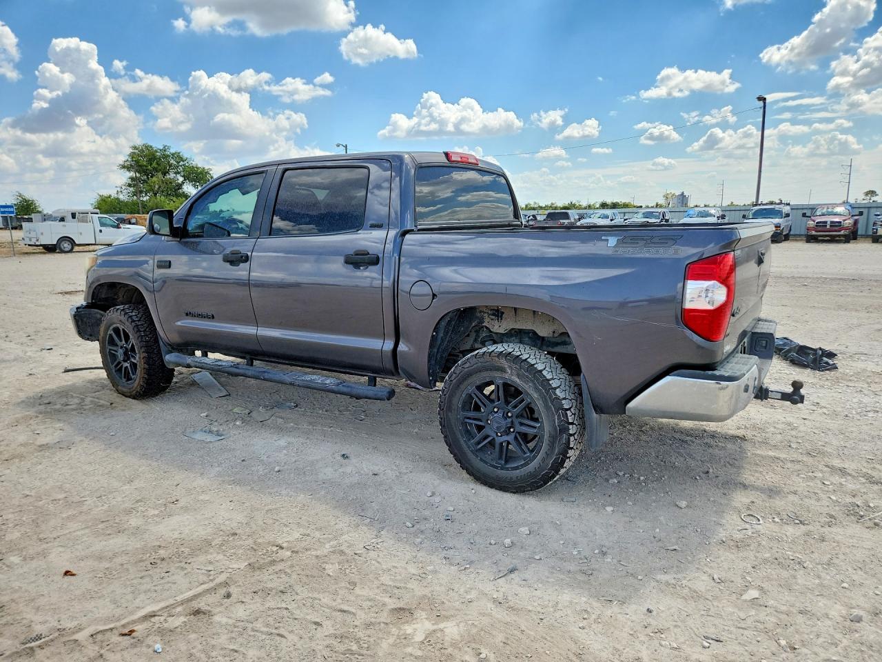 2018 Toyota Tundra Crewmax Sr5 - Фото 2