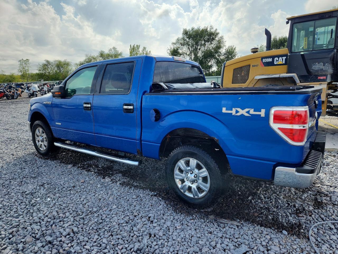 2011 Ford F150 Supercrew - Image 2