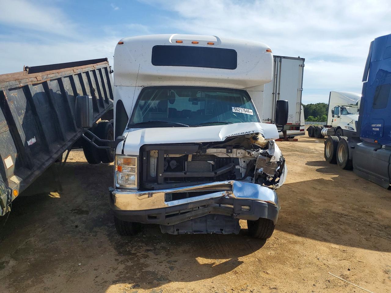 2018 Ford E350 Shuttle Bus - Фото 5