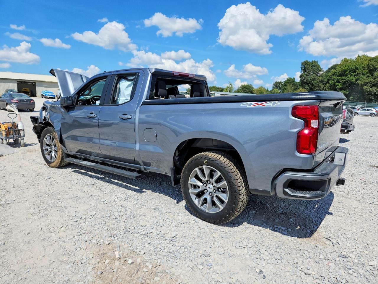 2019 Chevrolet Silverado K1500 Rst - Image 2
